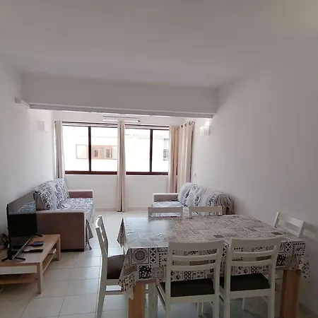 Apartment Ninho 29 *