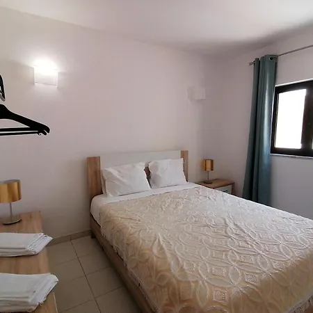 Apartment Ninho 29 *